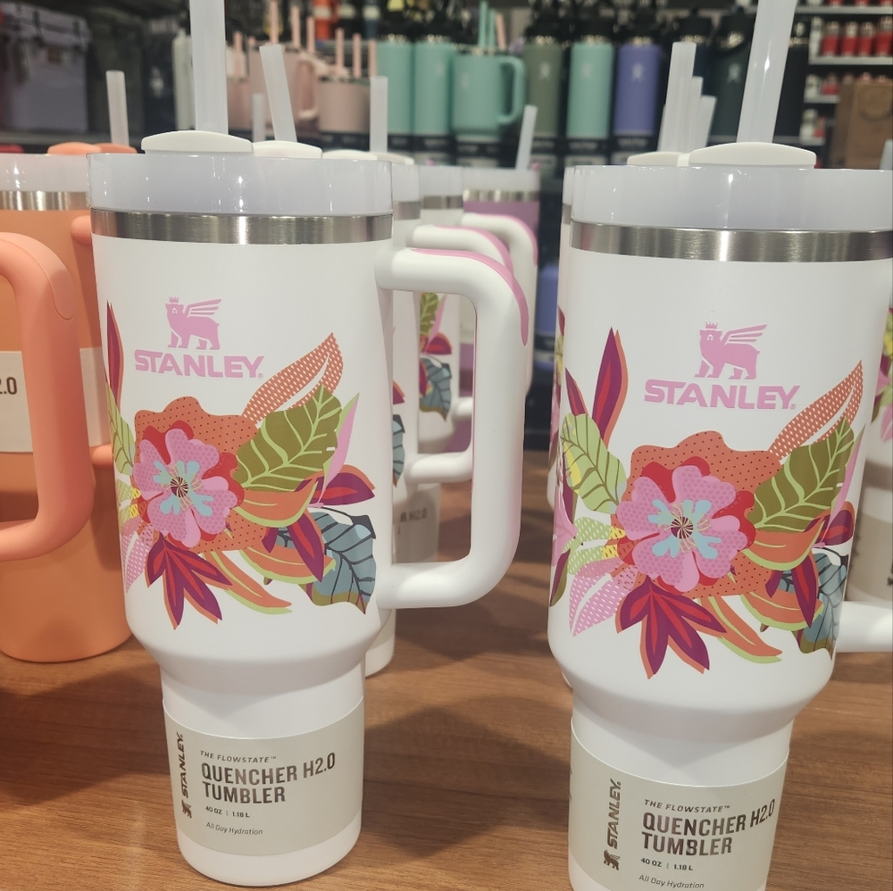Stanley 40 oz. Quencher H2.0 Mother's Day Special